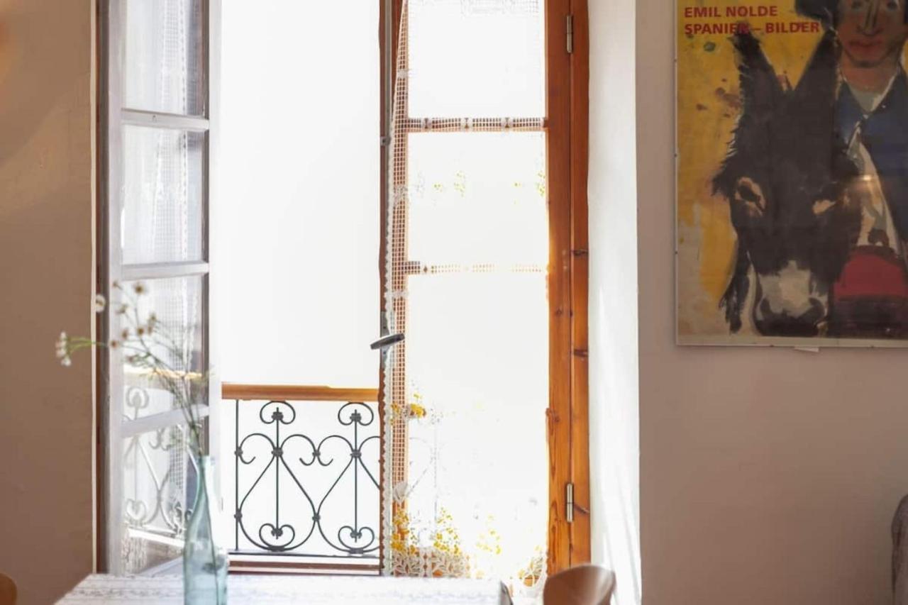 Sunny 1-Bed Apartment In Lovely Mountain Village La Brigue Extérieur photo