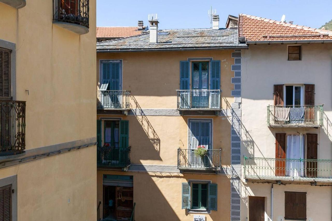Sunny 1-Bed Apartment In Lovely Mountain Village La Brigue Extérieur photo