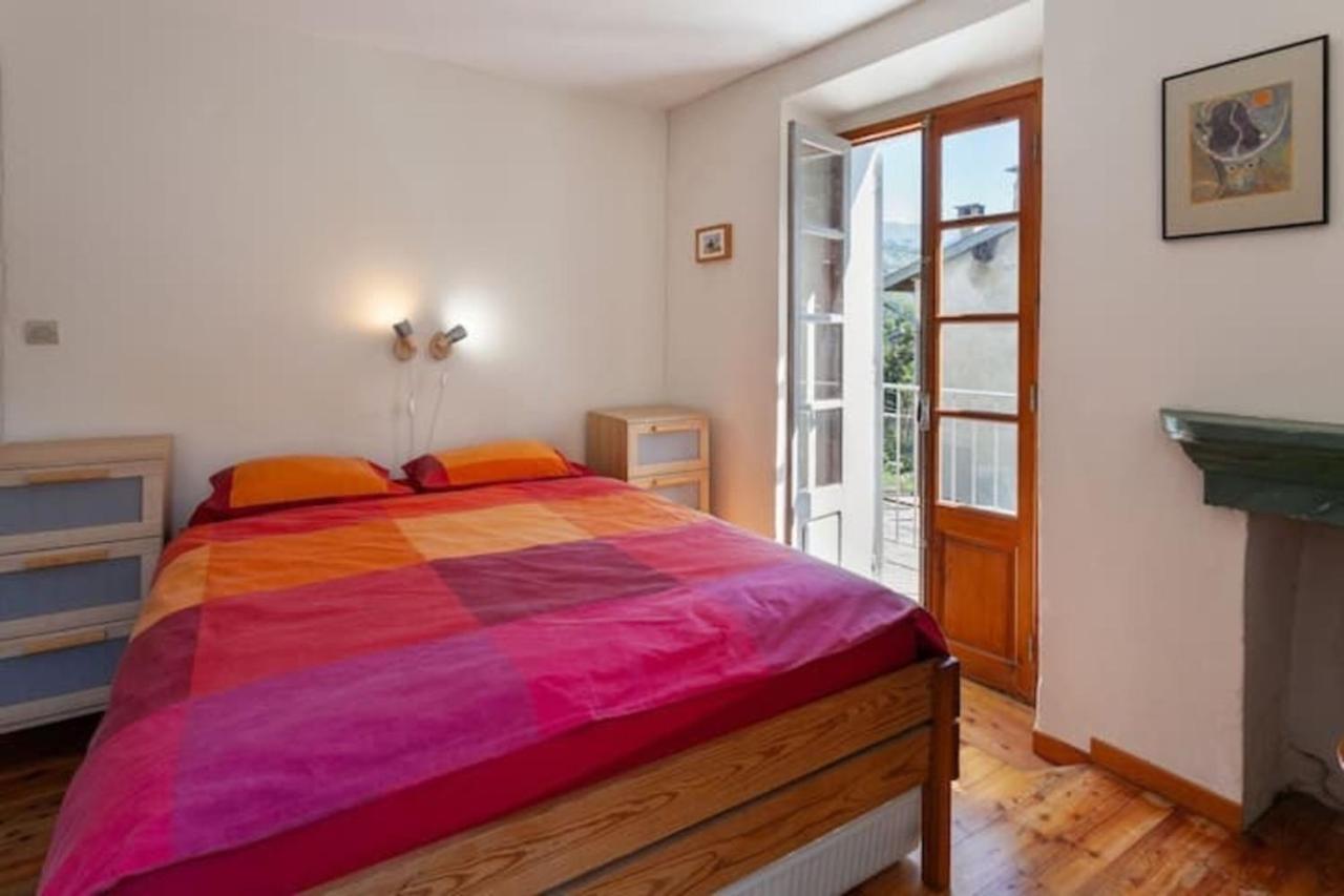 Sunny 1-Bed Apartment In Lovely Mountain Village La Brigue Extérieur photo